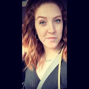 Meet your Posher, Elaina